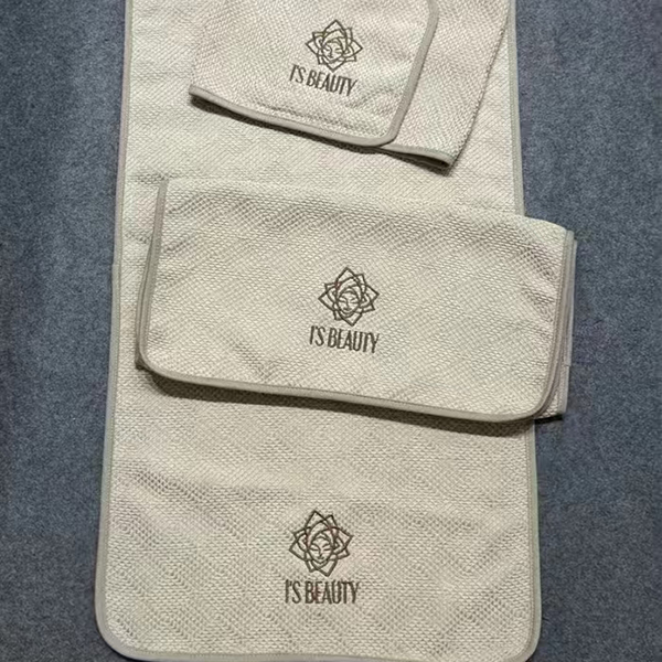 Towel Set Of Three, Including Pillow Towel, Towel, And Head Towel. The Absorbent Fabric Is Soft And Does Not Shed Hair Customizable LOGO